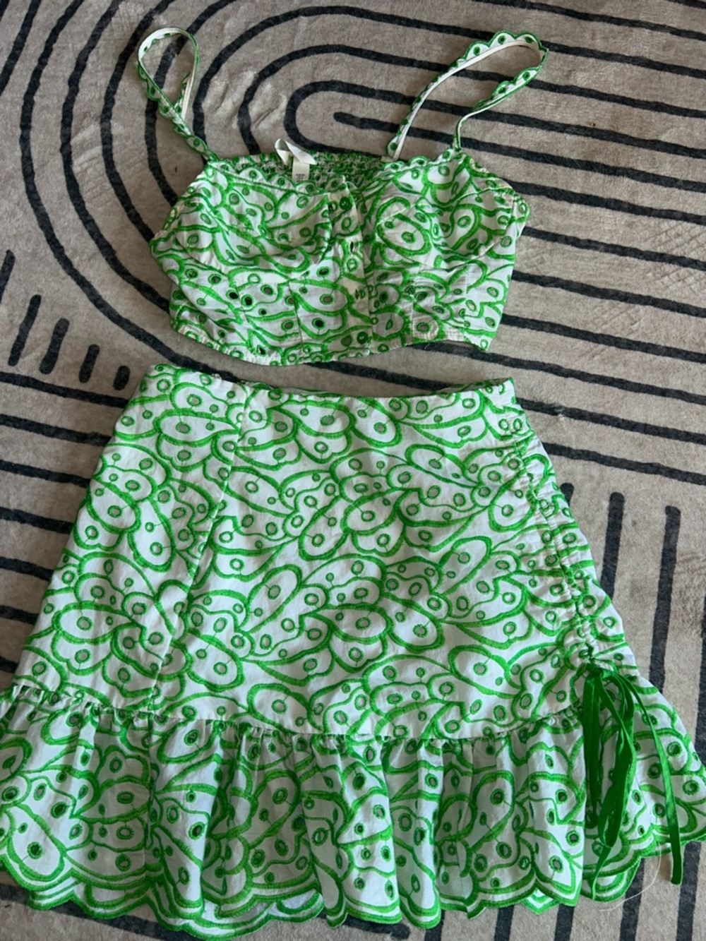 H&M White and Green Printed Ruffle Skirt Set